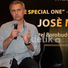Tunggu Mourinho di GBK di Bulan Juli