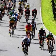 Menangi Etape III, Coenen Rebut Jaket Kuning dan Polka-Dot