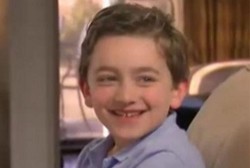 Alergi Semua Hal, Bocah Ini Cuma Bisa Makan Pizza, Burger dan Keju