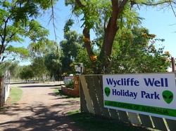 Mencari Alien & 4 Kegiatan Paling Unik di Australia 