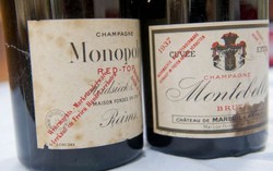 Dua Botol French Champagne Sitaan Nazi Akan Dilelang di Inggris 