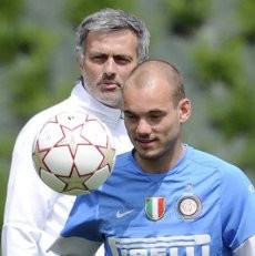 Soal Rumor Reuni dengan Mourinho, Sneijder: Apa Chelsea Butuh Playmaker?
