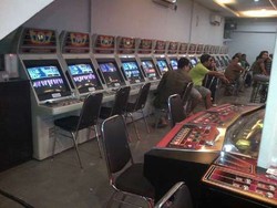 Penggerebekan Lokasi Judi, Polisi Pertanyakan Izin dari Pemkot Pekanbaru