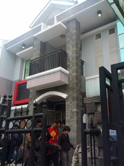 Gerebek Rumah di Daan Mogot, Polisi Periksa 3 WNA Diduga Jaringan Internasional