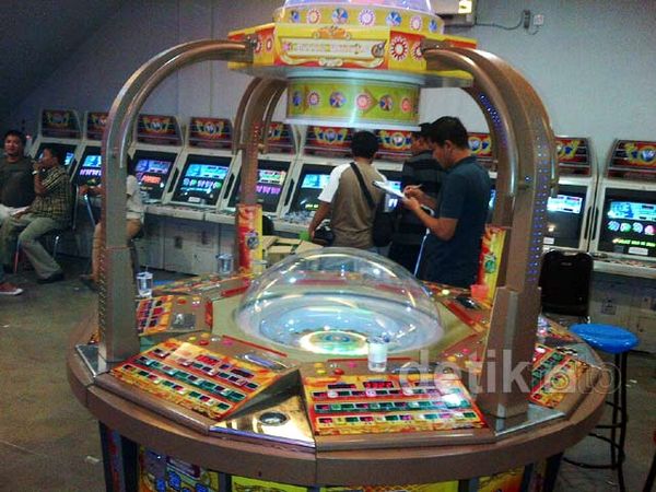 Dua Lokasi Perjudian di Pekanbaru Digerebek