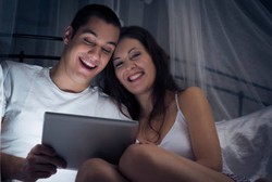 Lakukan Cara Ini Agar Ponsel dan Tablet Tak Mengganggu Jam Tidur