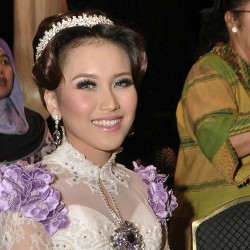 Jelang Nikah, Ayu Ting Ting Tegang Jadi Model Pengantin