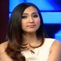 Dena Rachman: Aku Cantik dari Lahir