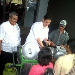 Ide Mendadak Jadi Pedagang Bubur Kacang di Rumentang Siang