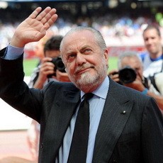 Napoli Siap Belanja di Bursa Transfer Musim Panas