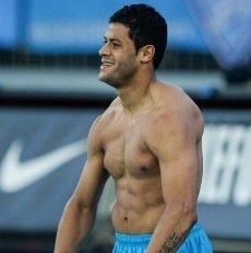 Memang Ada Sesuatu Antara Hulk dengan Chelsea