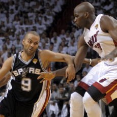 Spurs Menangi Game 1 di Kandang Miami