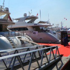 Wah, Belasan Kapal Pesiar Jutaan Dollar Unjuk Diri di Sunda Kelapa