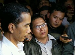 Taufiq Kiemas Wafat, Jokowi Ikut Melayat ke Rumah Megawati