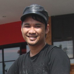 Tak Betah Ngeband, Andi Auriec Pilih Solo Karier