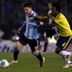 Diwarnai Dua Kartu Merah, Argentina-Kolombia Imbang Tanpa Gol