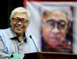 Pesawat yang Bawa Rombongan Keluarga Taufiq Kiemas Tiba di Halim
