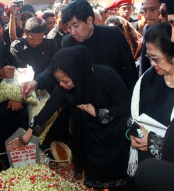 Guruh Bicara Soal Pengganti Taufiq Kiemas Sebagai Ketua MPR