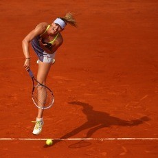 Selamati Serena, Sharapova Langsung Bersiap ke Wimbledon