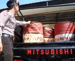 Polisi Bekuk 463 Tersangka 408 Kasus BBM Ilegal 