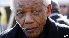 Dirawat di Rumah Sakit, Kondisi Nelson Mandela Belum Ada Perubahan