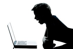 Ketika Anak Tertarik Situs Porno, Bagaimana Orang Tua Meresponsnya?