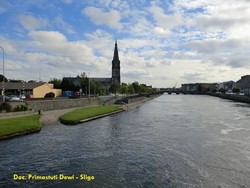 Berkunjung ke Kota Masa Kecil Personel Westlife