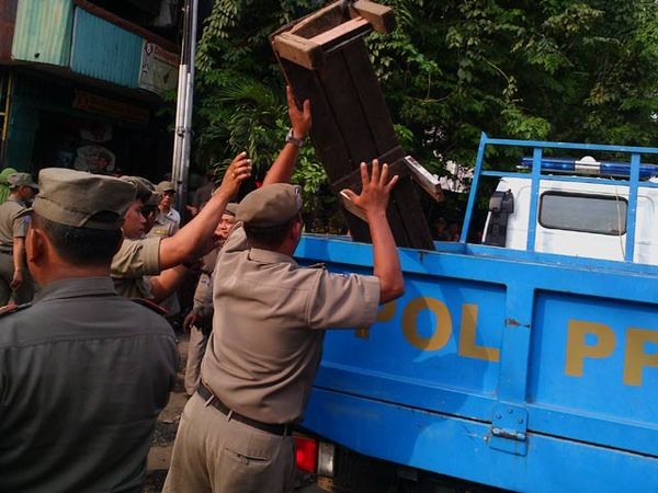 Penertiban PKL di Jatinegara