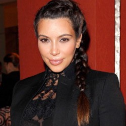 Gelar Syukuran Bayi, Kim Kardashian Dapat Kado Total Rp 381 Juta