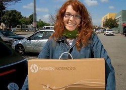 Perang Sindiran Apple vs Microsoft, Apple vs Samsung, dll