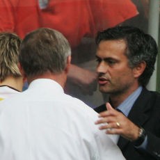 Mourinho Kecewa Tak Bisa Hadapi Fergie Lagi