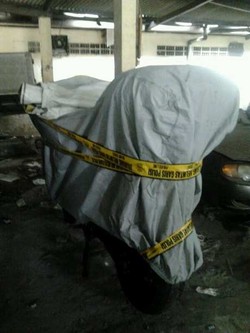 Dibalut Garis Polisi, Ini Ducati Ari Wibowo yang Tabrak Kakek Charmadi