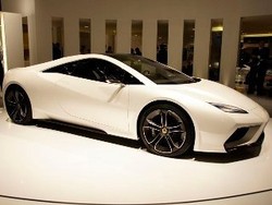 5 Merek Mobil Inggris Paling Sporty