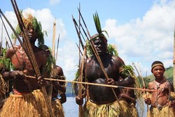 Saatnya Papua Berpesta di Festival Danau Sentani 2013