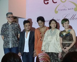 5 Desainer Ciptakan Koleksi Batik Premium Ramah Lingkungan