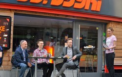 Di Restoran Ini, Makanan Diterbangkan dengan iTray