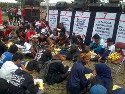 Kampanye Terbuka, Pasangan Budi-Rizal Gelar Botram di Tegallega