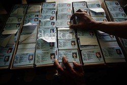 Kisah Lucu dan Menegangkan Petugas e-KTP Merekam Data Orang Gila