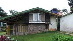 3 Penculik 9 Orang Dikejar Polisi Saat Berenang di Depan Vila