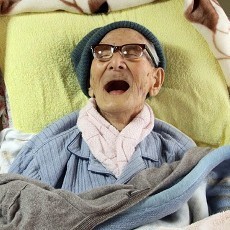 Rahasia Orang Tertua yang Wafat di Usia 116 Tahun: Tak Makan Kenyang