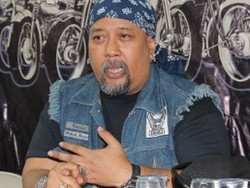 Suka Harley, Indro Warkop Maunya Pelan
