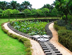 Keren! Ada Kolam Berbentuk Resleting di Taiwan