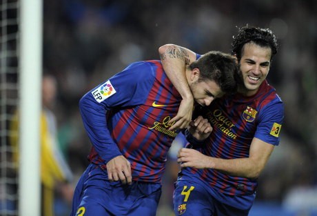 Giliran Fabregas dan Pique yang Cibir Mourinho