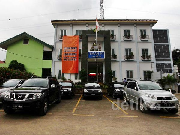 Gedung SMA 61 Jakarta Timur Diresmikan