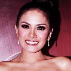 Mau Lihat Nikita Mirzani Lebih Seksi? Wani Piro?