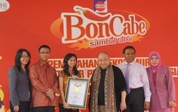 BonCabe Raih Rekor MURI Sebagai Sambal Tabur Pertama di Indonesia