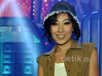 Ari Kirana Eksis di Extravaganza