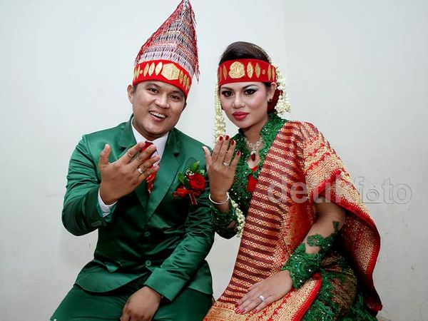 Posan eks Kotak Resmi Menikah