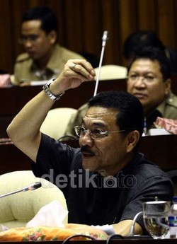 Usut Pengakuan Wanita Mengaku Istri Siri Rektor IPDN, Mendagri Bentuk Tim