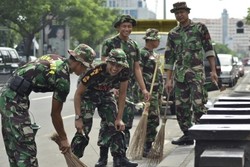 28 Ribu Personel TNI dan Warga Gelar Aksi Bersih-bersih di Jateng